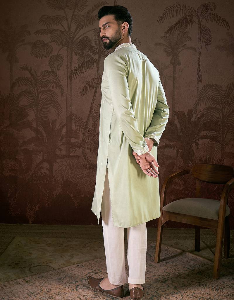 Men green silk blend solid embroidered straight kurta