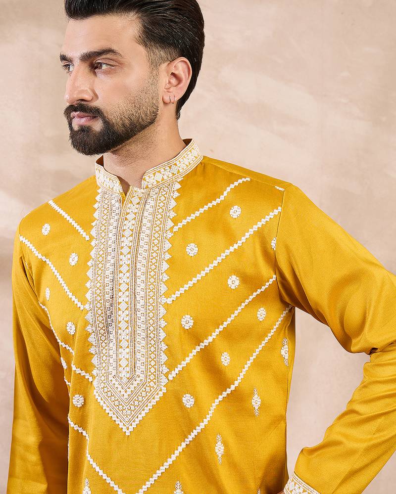 Men yellow silk blend ethnic motifs embroidered straight kurta