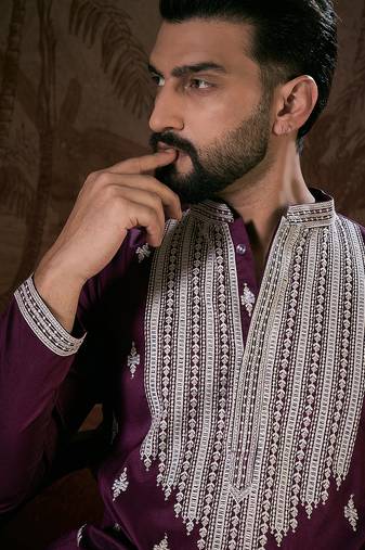 Men purple silk blend solid embroidered straight kurta