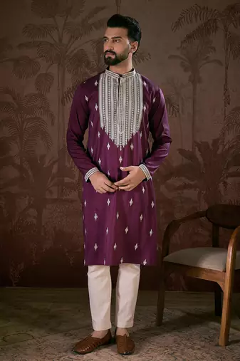 Men purple silk blend solid embroidered straight kurta