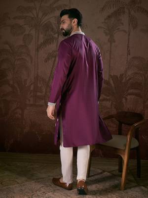 Men purple silk blend solid embroidered straight kurta 4