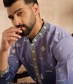 Men violet silk blend ombre embroidered straight kurta