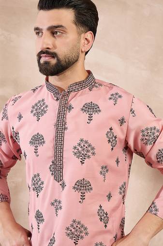 Men peach silk blend solid embroidered straight kurta