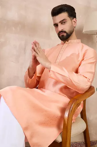 Men peach silk blend solid embroidered straight kurta