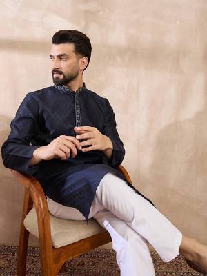 Men navy blue silk blend solid woven design straight kurta 3