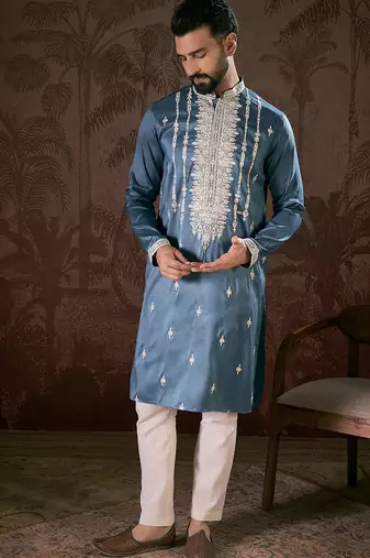 Men blue silk blend solid embroidered straight kurta