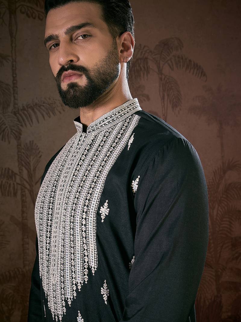 Men black silk blend solid embroidered straight kurta