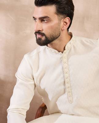 Men off white silk blend solid woven design straight kurta 1