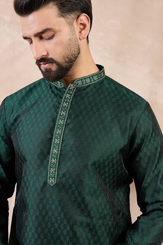 Men green silk blend solid woven design straight kurta