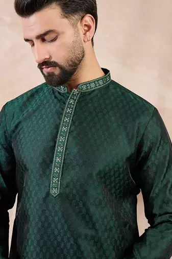 Men green silk blend solid woven design straight kurta