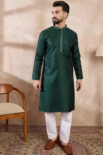 Men green silk blend solid woven design straight kurta