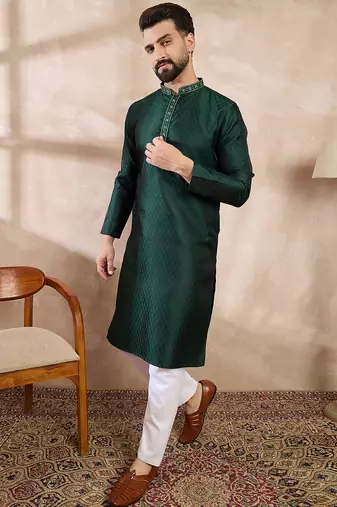 Men green silk blend solid woven design straight kurta