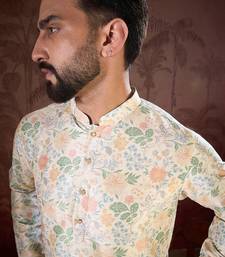 Men off white silk blend floral printed straight kurta