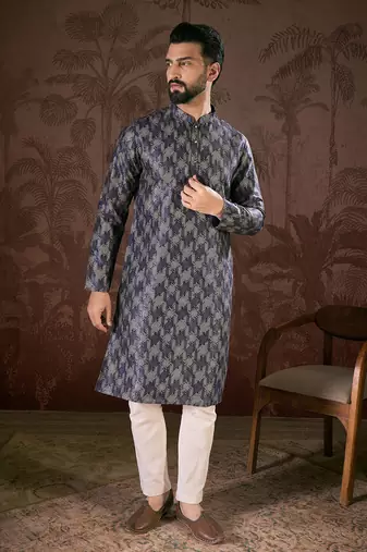 Men violet silk blend chevron printed straight kurta