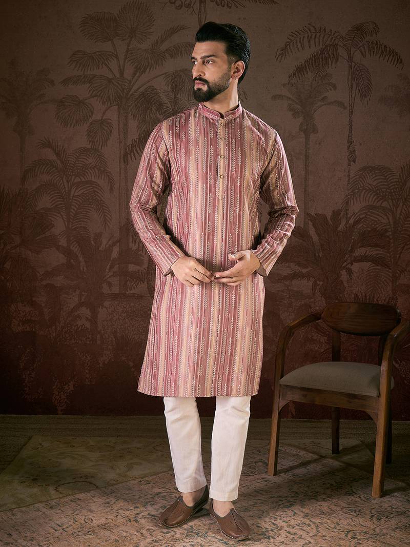 Men mauve silk blend floral printed straight kurta