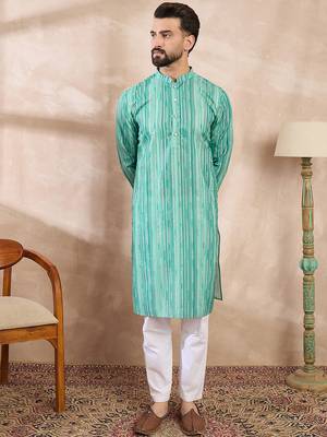 Men green silk blend floral printed straight kurta 1
