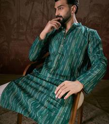 Men turquoise blue silk blend floral printed straight kurta