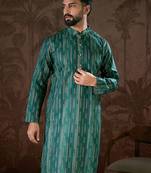 Men turquoise blue silk blend floral printed straight kurta