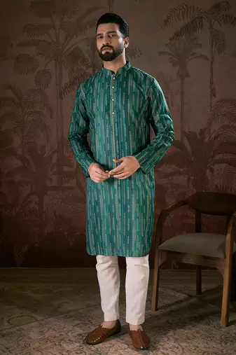 Men turquoise blue silk blend floral printed straight kurta