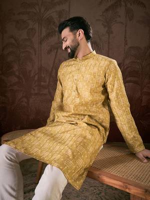 Men mustard silk blend ethnic motifs printed straight kurta 3