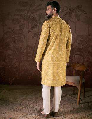 Men mustard silk blend ethnic motifs printed straight kurta 4