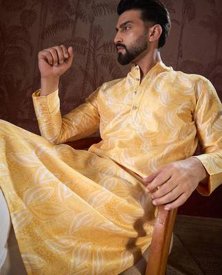 Men yellow silk blend floral printed straight kurta 2