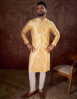 Men yellow silk blend floral printed straight kurta 1