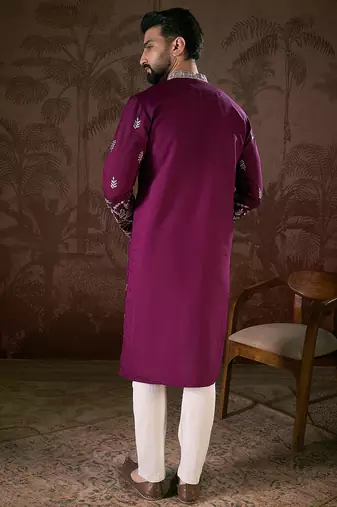 Men purple silk blend solid embroidered straight kurta