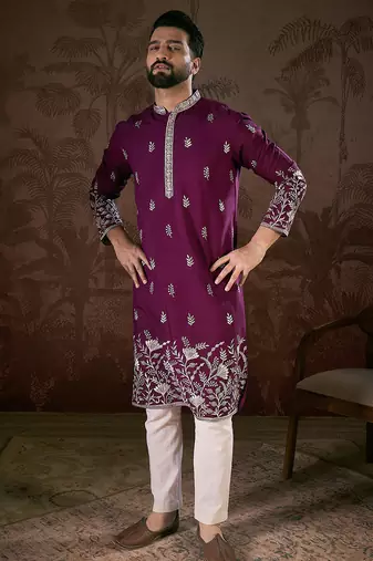 Men purple silk blend solid embroidered straight kurta