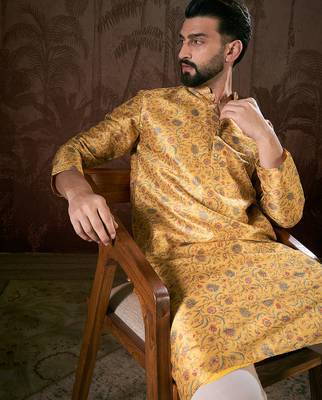 Men yellow silk blend floral printed straight kurta 3