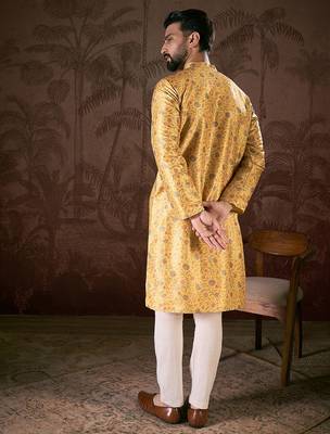Men yellow silk blend floral printed straight kurta 4