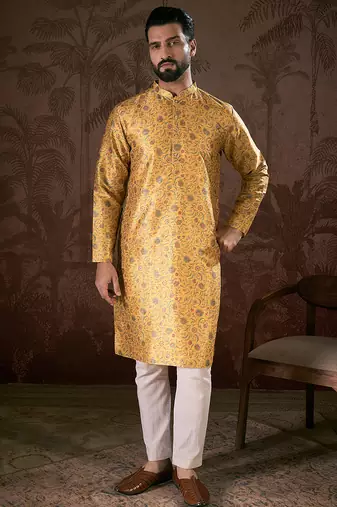 Men yellow silk blend floral printed straight kurta