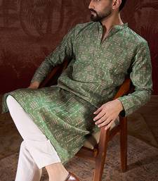 Men green silk blend ethnic motifs printed straight kurta