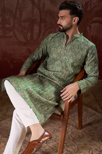 Men green silk blend ethnic motifs printed straight kurta
