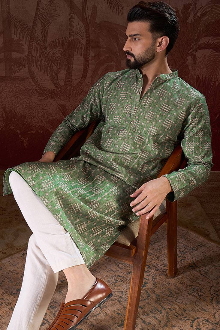 Men green silk blend ethnic motifs printed straight kurta