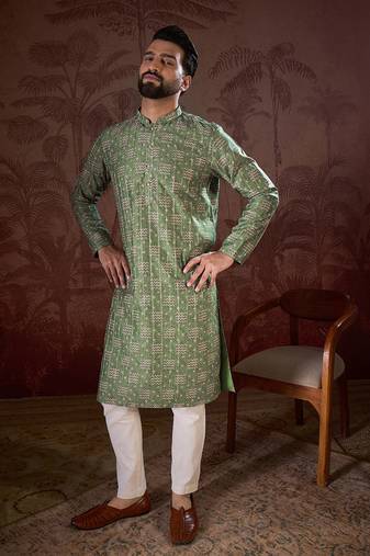 Men green silk blend ethnic motifs printed straight kurta