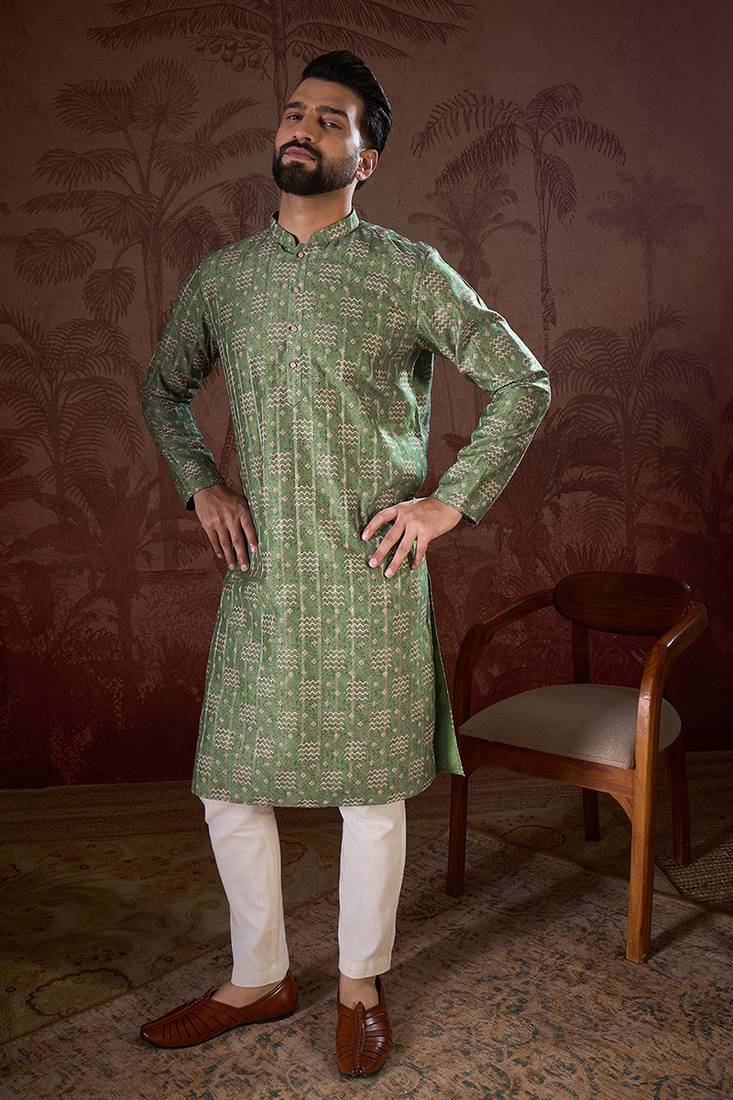 Men green silk blend ethnic motifs printed straight kurta
