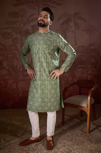 Men green silk blend ethnic motifs printed straight kurta