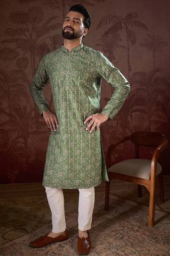 Men green silk blend ethnic motifs printed straight kurta