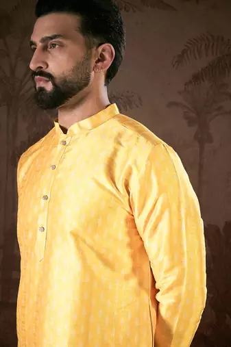 Men yellow silk blend ethnic motifs printed straight kurta