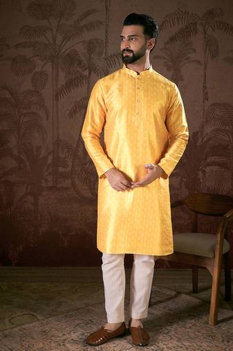 Men yellow silk blend ethnic motifs printed straight kurta