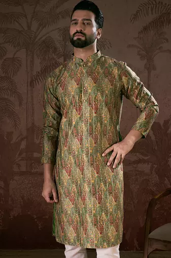 Men green silk blend floral printed straight kurta