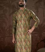 Men green silk blend floral printed straight kurta