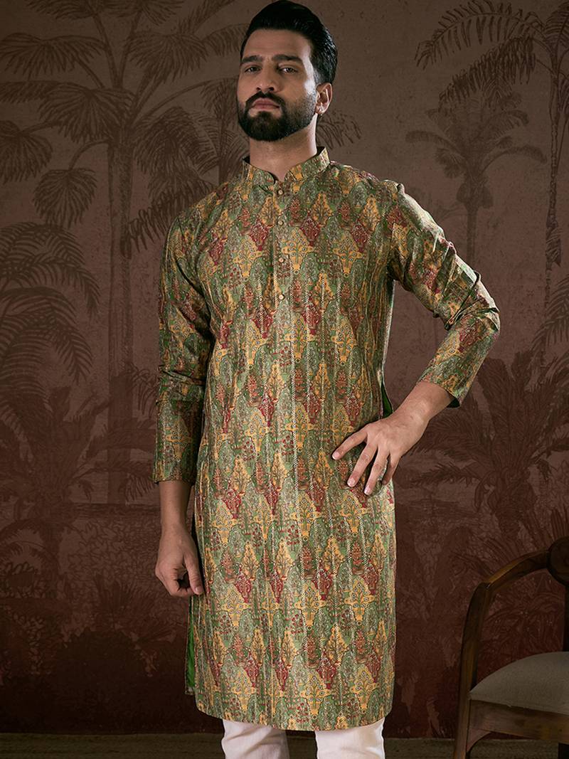 Men green silk blend floral printed straight kurta