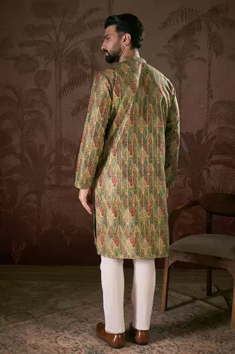 Men green silk blend floral printed straight kurta