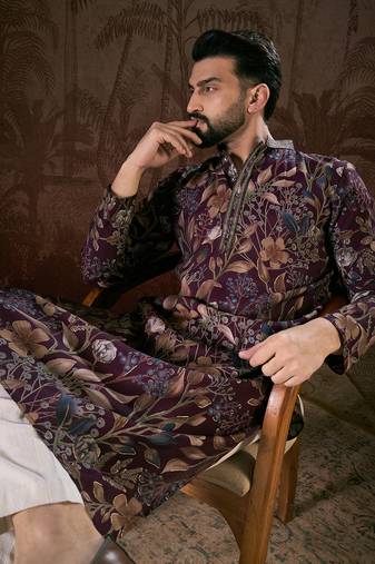 Men purple silk blend floral printed straight kurta