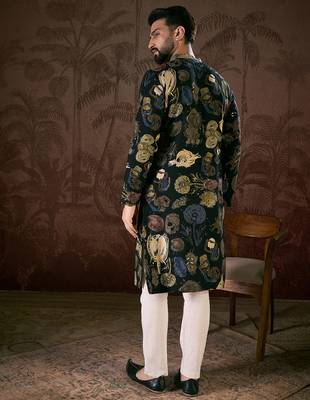 Men black silk blend floral printed straight kurta 4