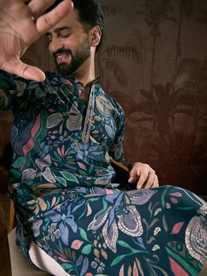 Men blue silk blend floral printed straight kurta 3