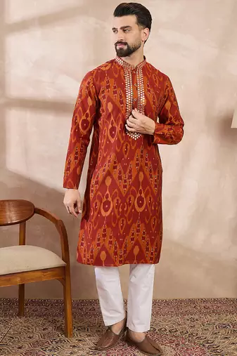 Men orange silk blend chevron printed straight kurta