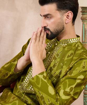 Men green viscose rayon chevron printed straight kurta 1